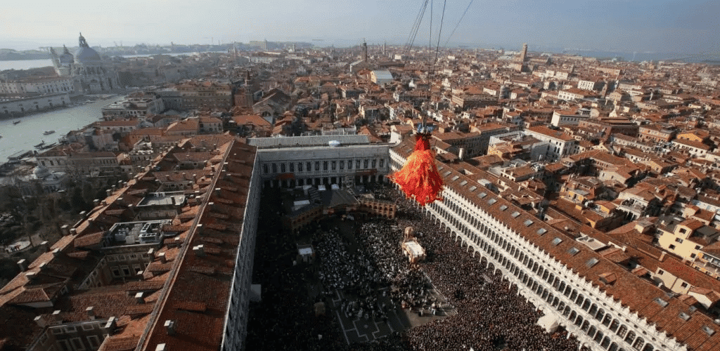 carnevale-venezia-volo-angelo