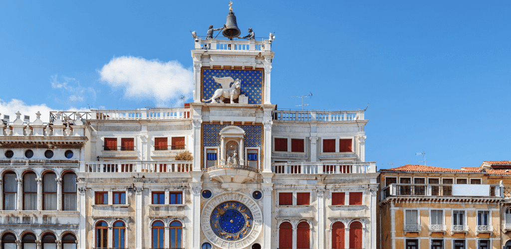 torre dell'orologio a venezia