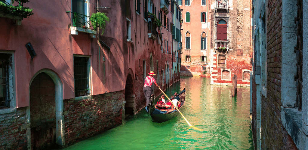 tour in gondola